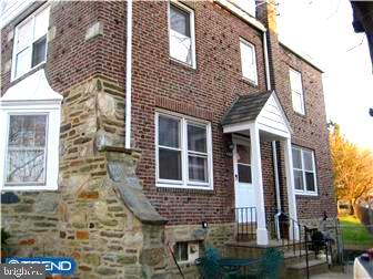 159 Green Valley Road Upper Darby, PA 19082 - Photo 3 of 31 End Unit Townhouse