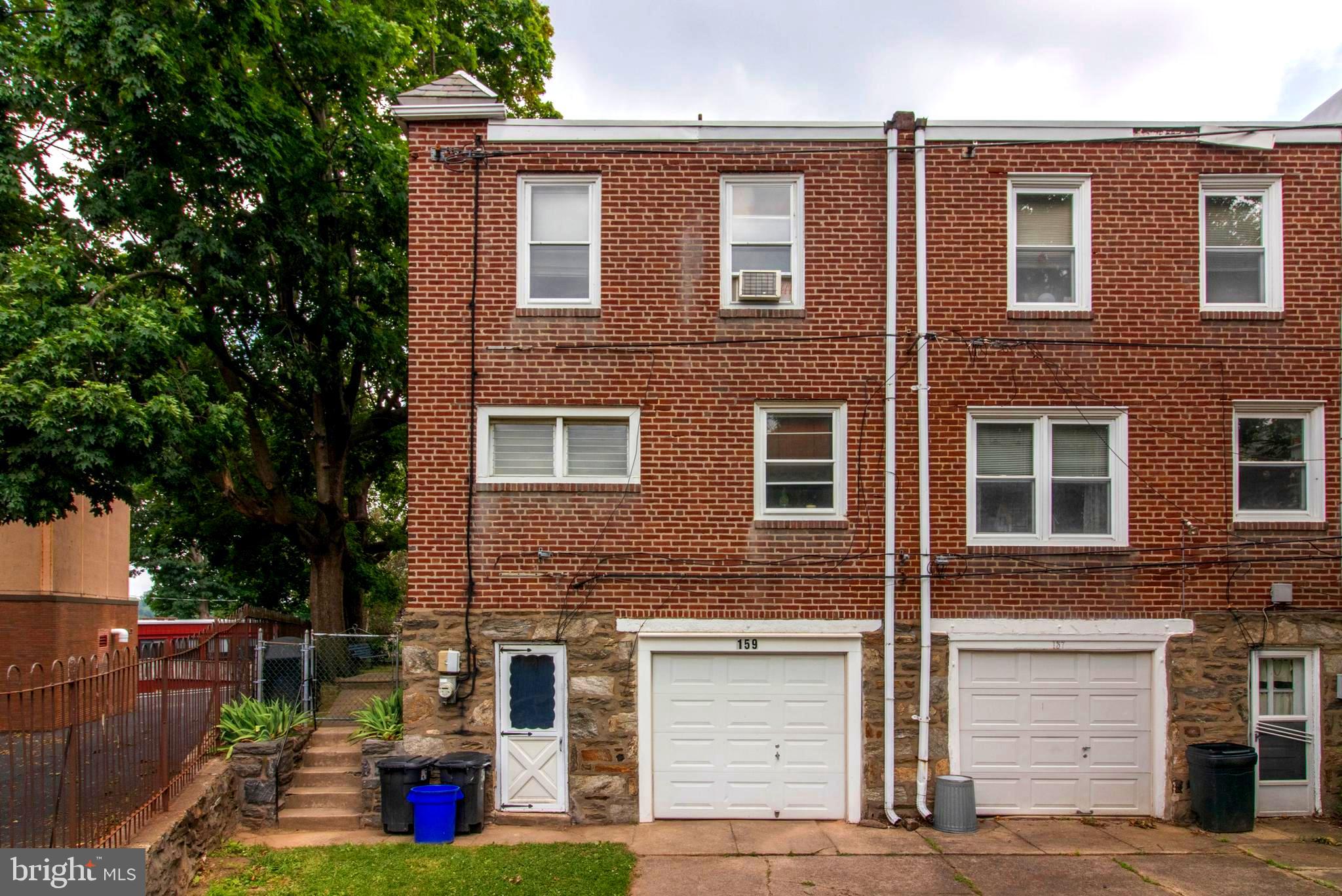 159 Green Valley Road Upper Darby, PA 19082 - Photo 29 of 31 Rear View