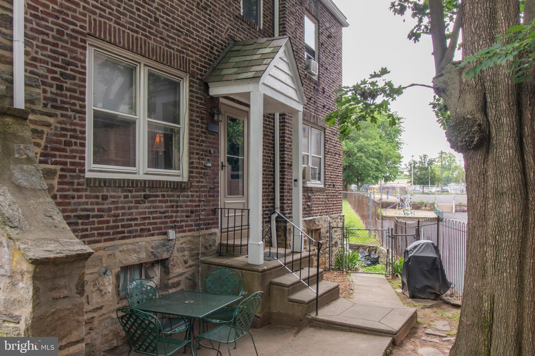 159 Green Valley Road Upper Darby, PA 19082 - Photo 4 of 31 Patio