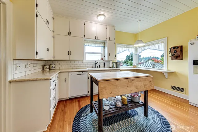 $650,000 | 1221 East 2nd Street, Port Angeles, WA 98362