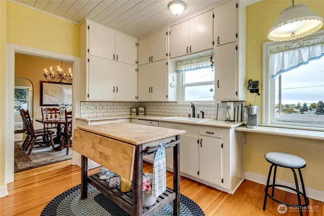 $650,000 | 1221 East 2nd Street, Port Angeles, WA 98362