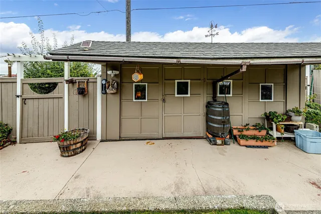 $650,000 | 1221 East 2nd Street, Port Angeles, WA 98362