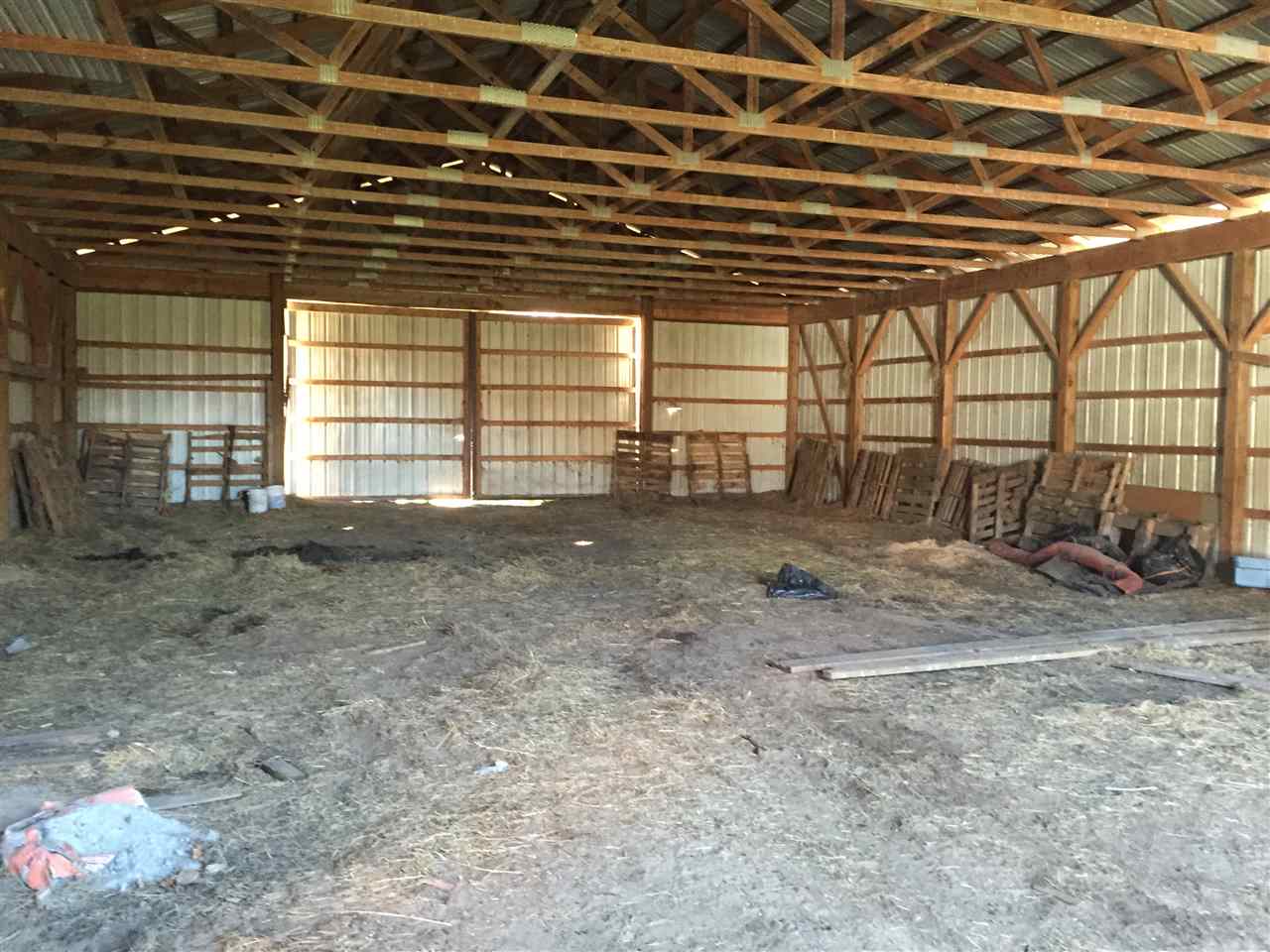 10452 South Reed Road Durand, MI 48429 - Photo 15 of 22 31268257-14.JPG