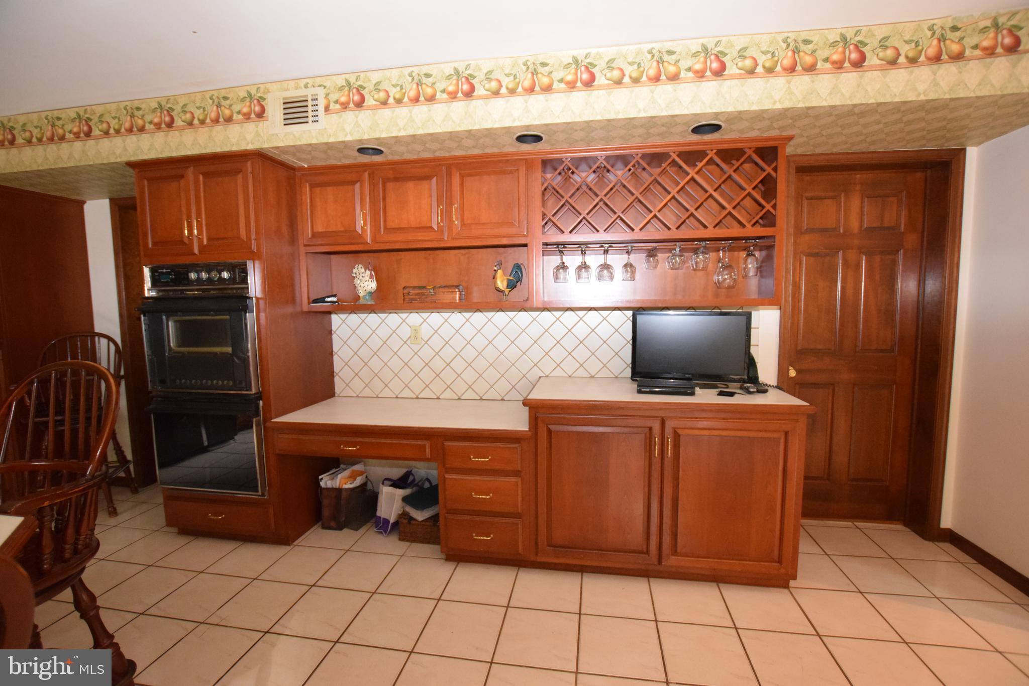 346 Darlington Road Media, PA 19063 - Photo 24 of 60 Kitchen