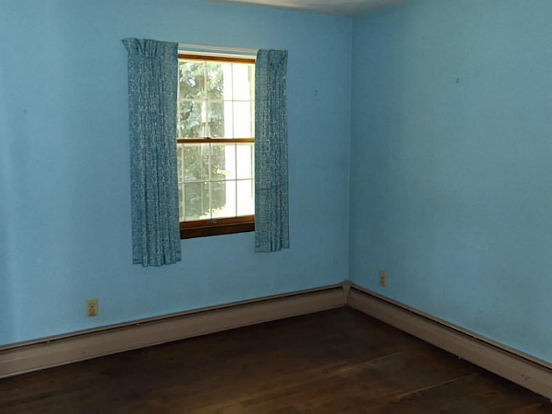 143 Maple Drive Spring Church, PA 15686 - Photo 9 of 21 Bedroom.