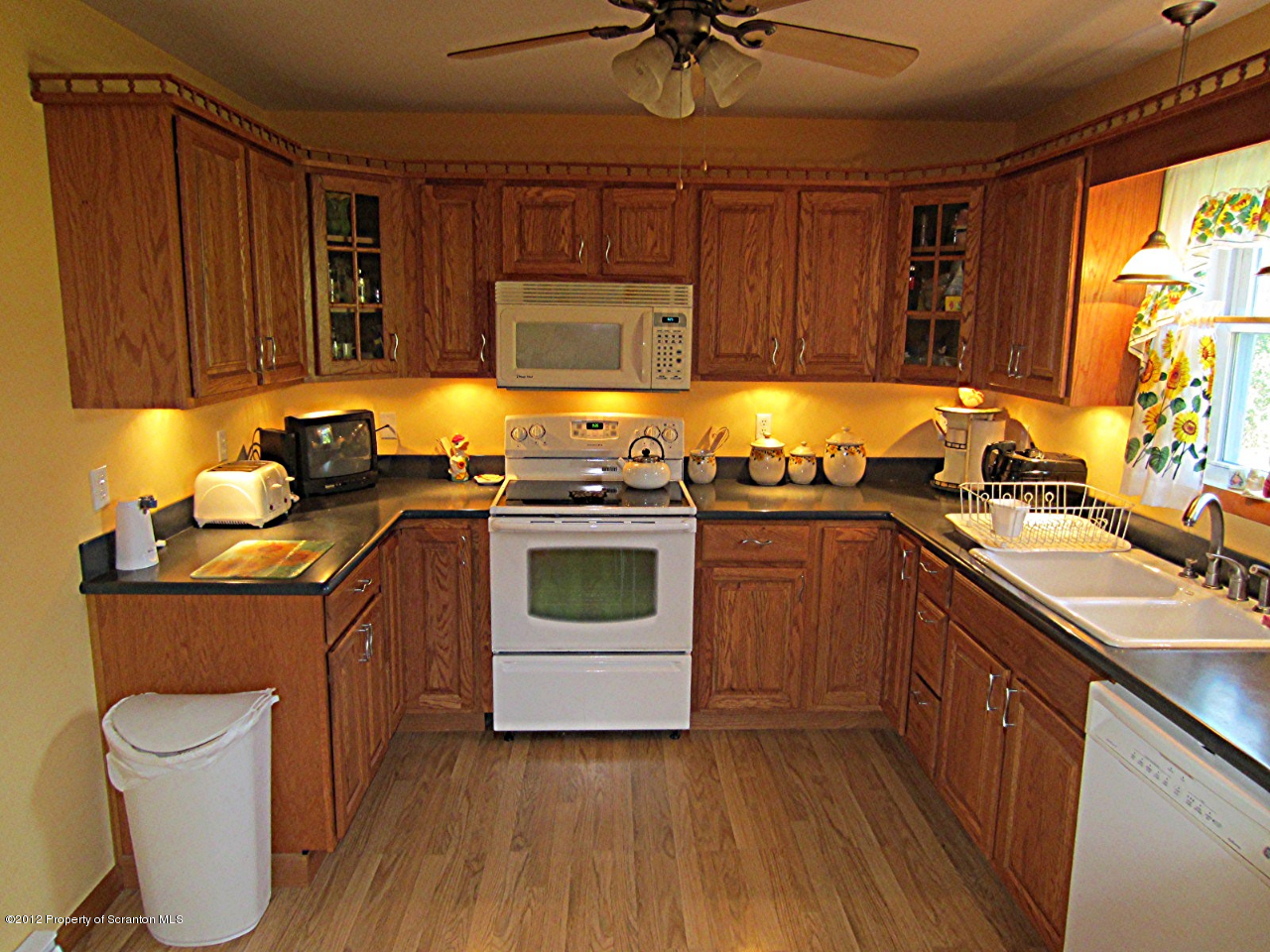 4044 Davison Road Factoryville, PA 18419 - Photo 2 of 26 Gallery Image 2