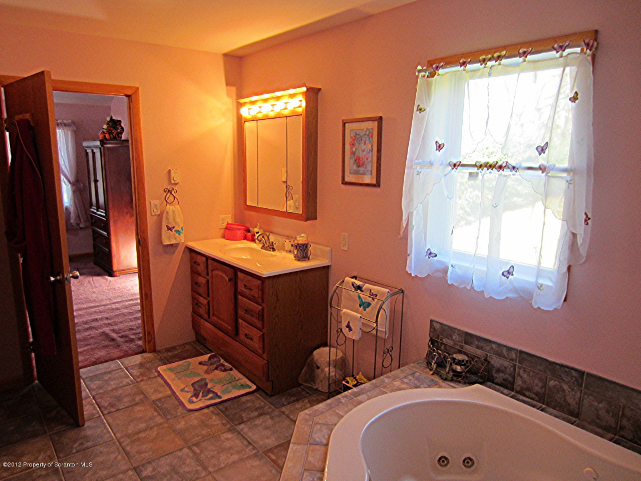 4044 Davison Road Factoryville, PA 18419 - Photo 8 of 26 Gallery Image 8