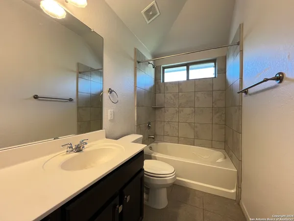 $1,850 | 6150 Pecan Tree, San Antonio, TX 78240