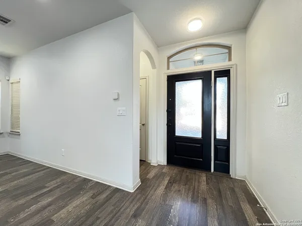 $1,850 | 6150 Pecan Tree, San Antonio, TX 78240