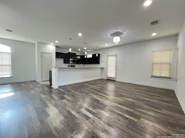 $1,850 | 6150 Pecan Tree, San Antonio, TX 78240