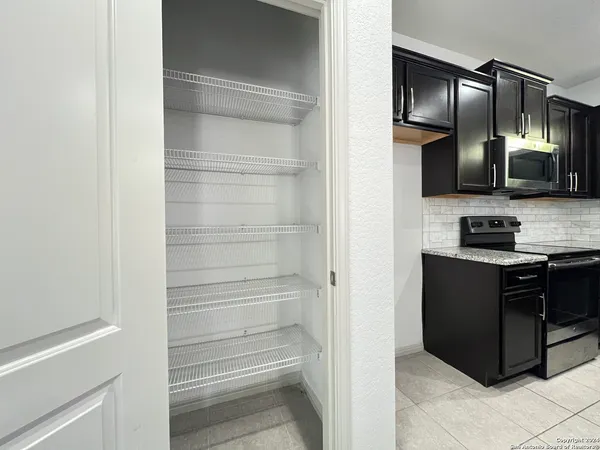 $1,850 | 6150 Pecan Tree, San Antonio, TX 78240