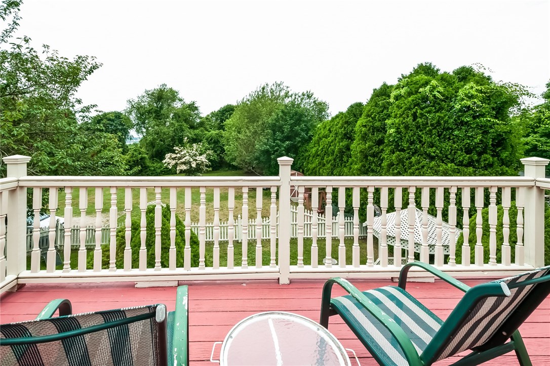 298 Beavertail Road Jamestown, RI 02835 - Photo 18 of 34