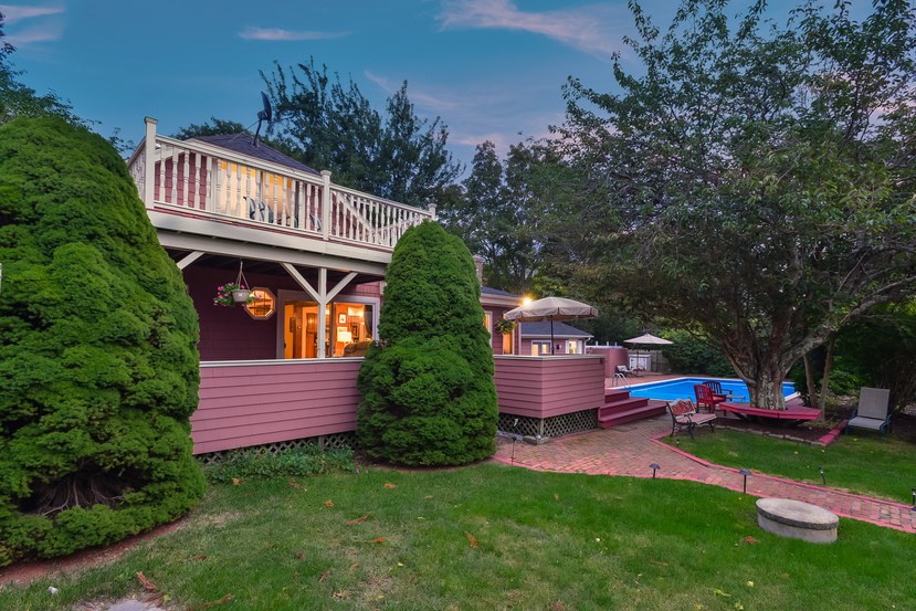 298 Beavertail Road Jamestown, RI 02835 - Photo 31 of 34