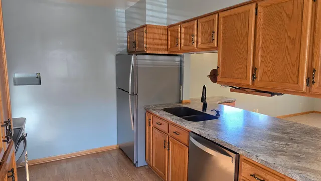 $194,900 | 1430 North Park Street, Fairmont, MN 56031