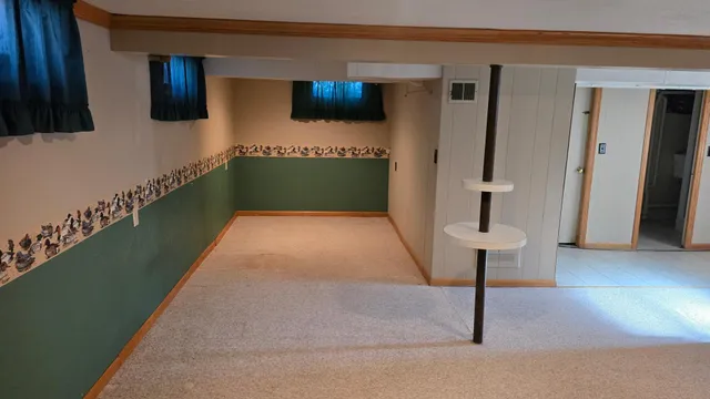 $194,900 | 1430 North Park Street, Fairmont, MN 56031