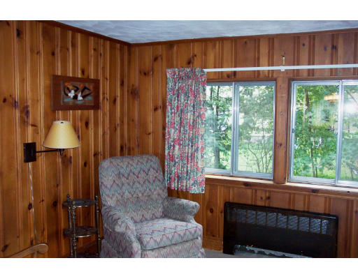 24 Longfellow Road Needham, MA 02494 - Photo 8 of 10 a living room with furniture and a window