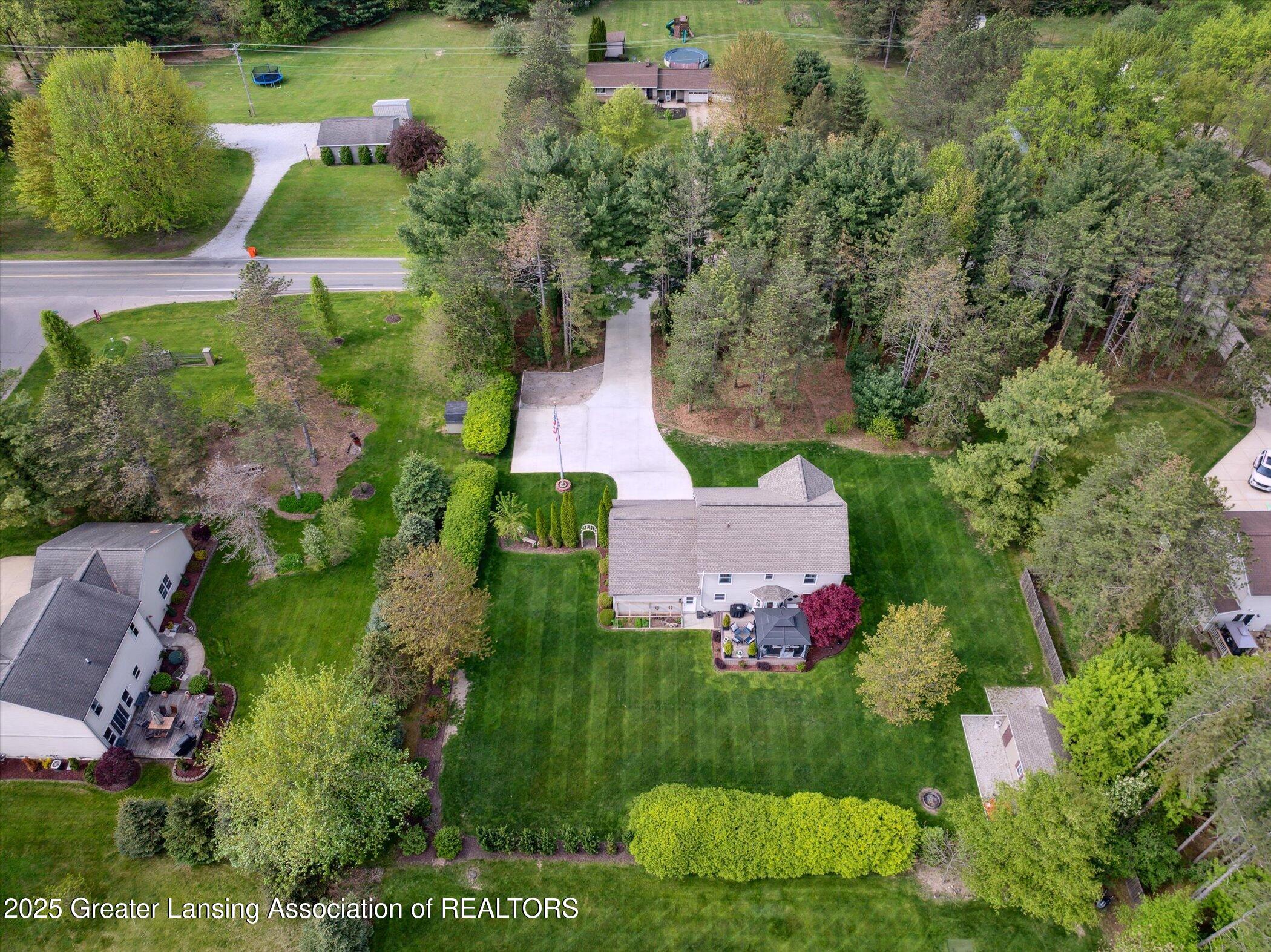7563 West Beard Road Perry, MI 48872 - Photo 69 of 77 70-7563-W-Beard-Rd-Perry-MI-48872-Window