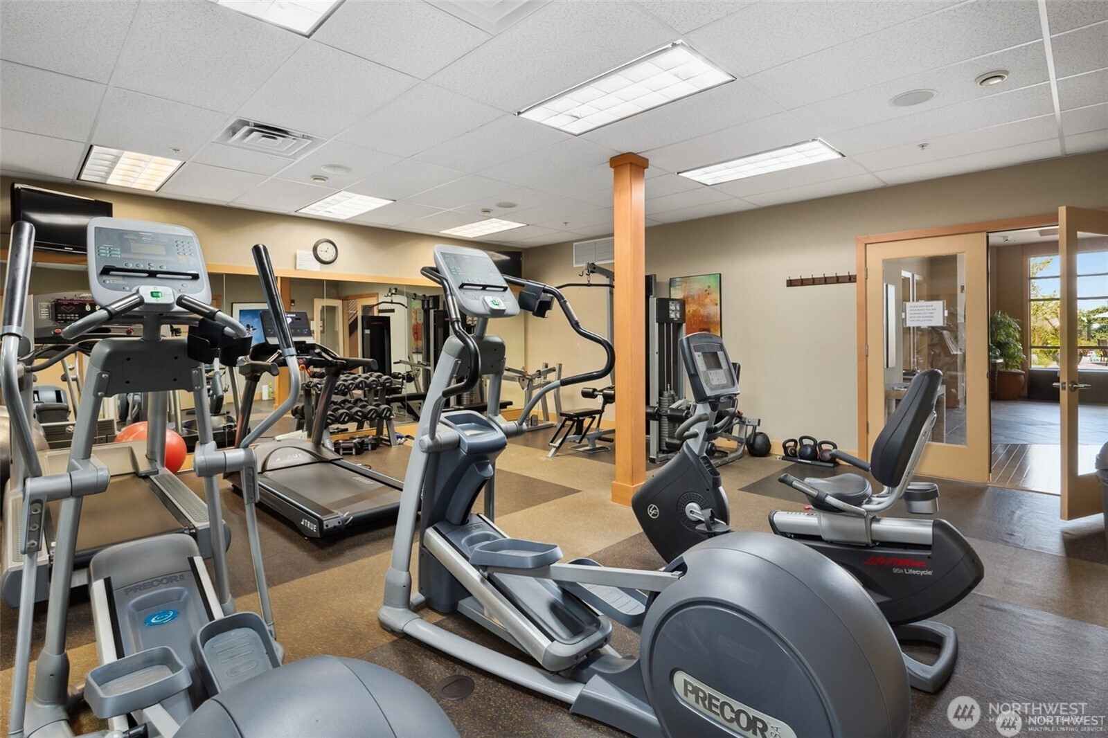 71 Pine Street, Unit 212 Edmonds, WA 98020 - Photo 32 of 40