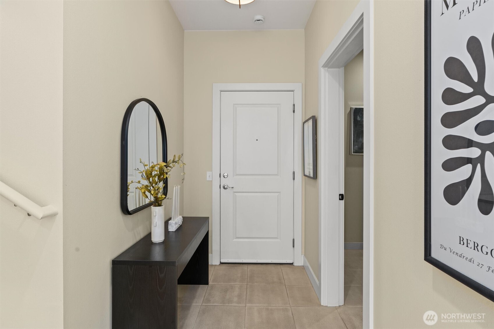 71 Pine Street, Unit 212 Edmonds, WA 98020 - Photo 4 of 40