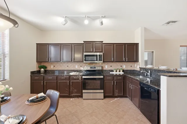 $459,000 | 832 East Stottler Drive, Gilbert, AZ 85296