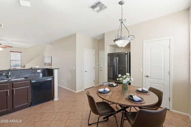 $459,000 | 832 East Stottler Drive, Gilbert, AZ 85296