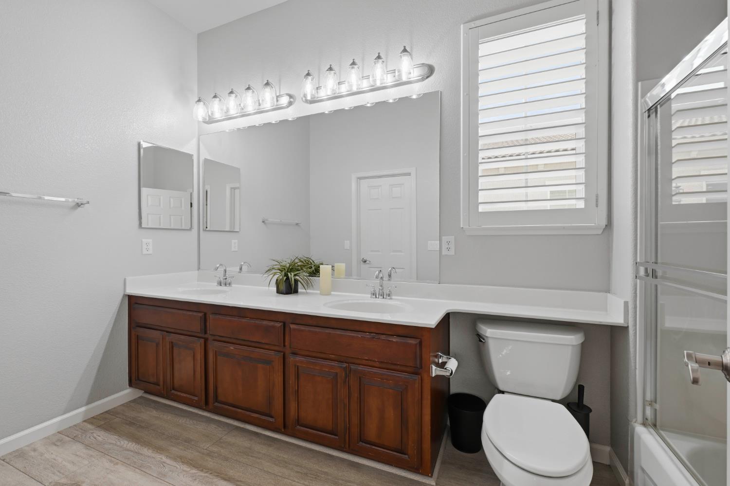 8537 Bridgestone Crescent Road Roseville, CA 95747 - Photo 38 of 64