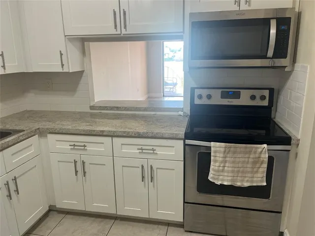 $2,840 | 5507 Southwest 24th Avenue, Fort Lauderdale, FL 33312