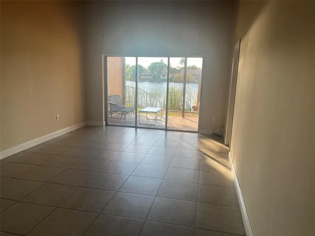 $2,840 | 5507 Southwest 24th Avenue, Fort Lauderdale, FL 33312