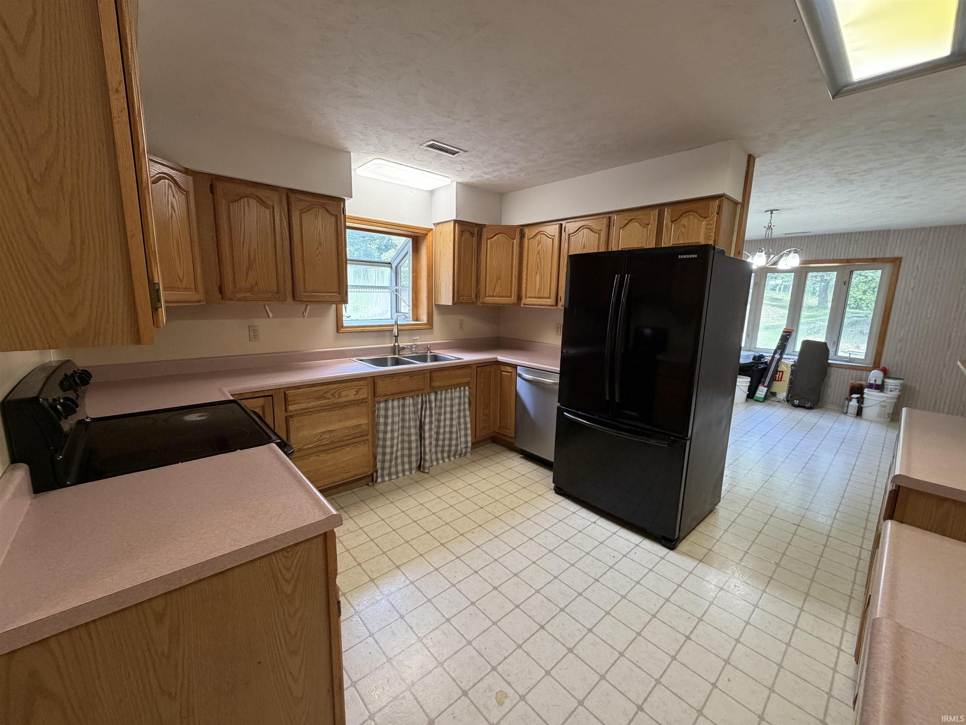 7675 Ault Road Freedom, IN 47431 - Photo 4 of 44