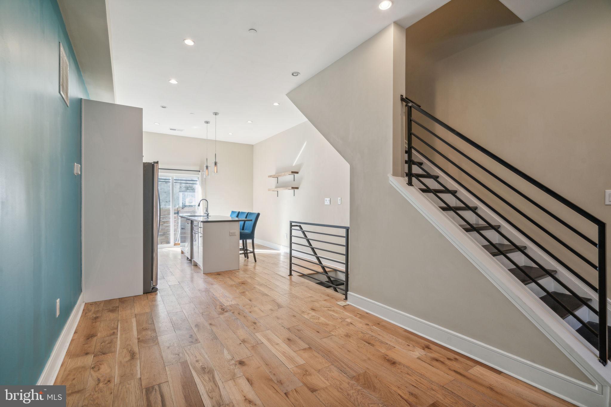 518 Mercy Street Philadelphia, PA 19148 - Photo 6 of 50 Modern elegance meets open space.