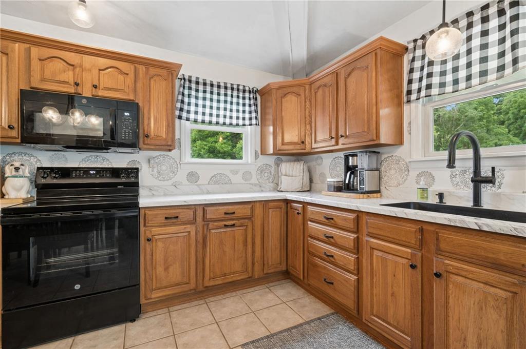 134 Trouttown Road Hunker, PA 15639 - Photo 25 of 33