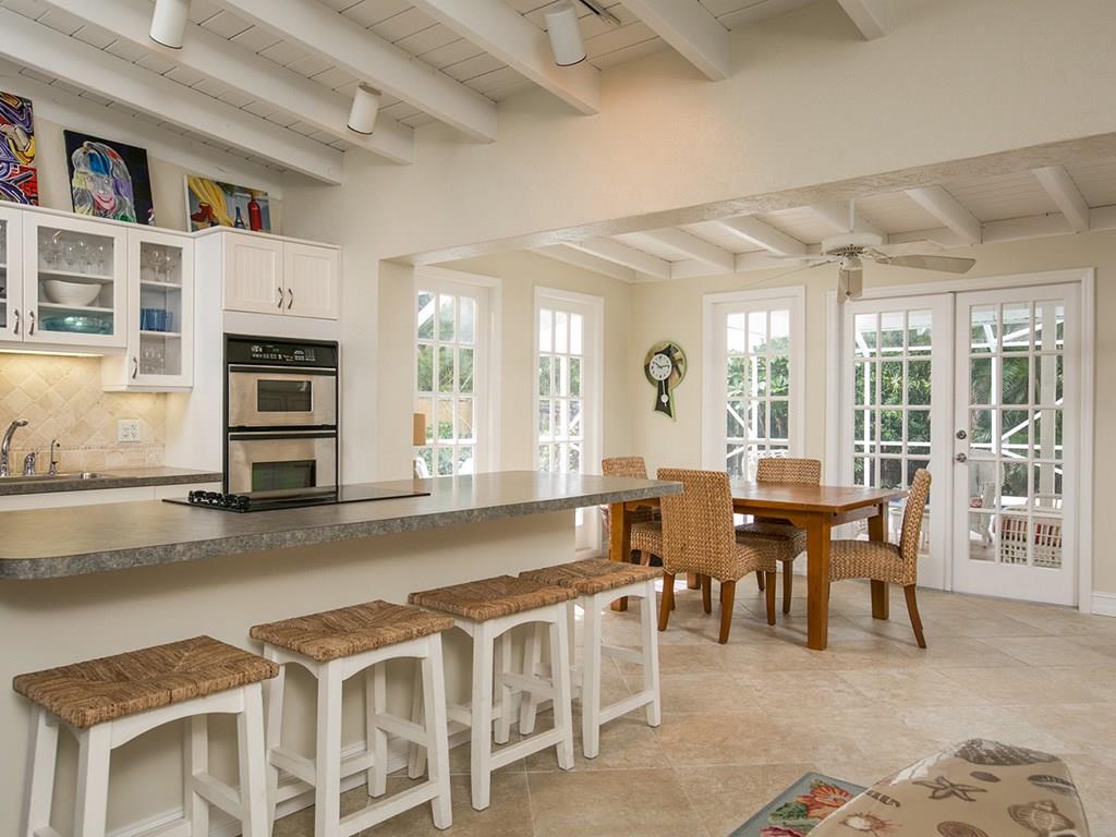 540 Banyan Road Vero Beach, FL 32963 - Photo 11 of 36 Gallery Image 11