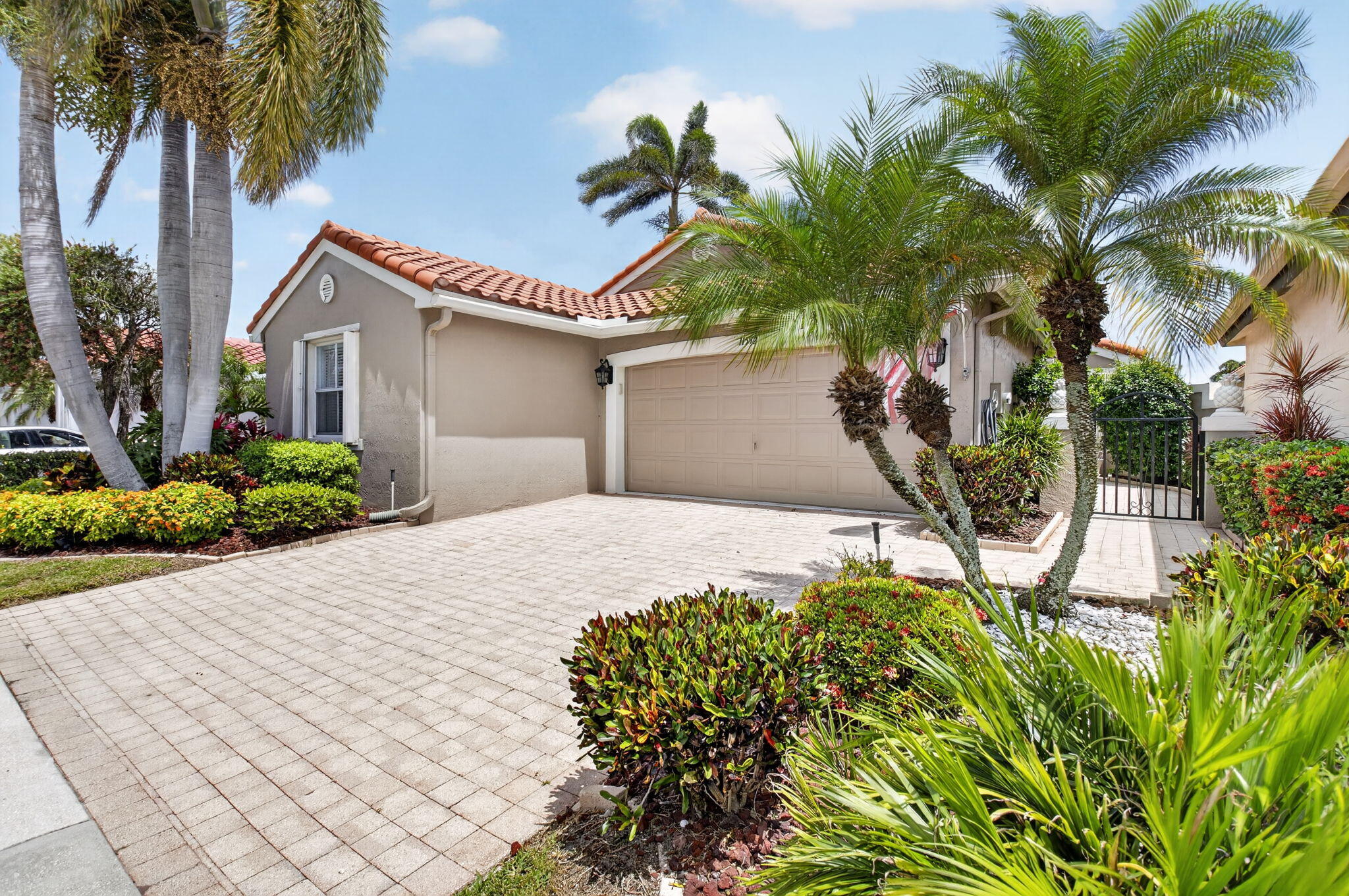 11592 Lawton Road Boynton Beach, FL 33437 - Photo 48 of 96 Front of House