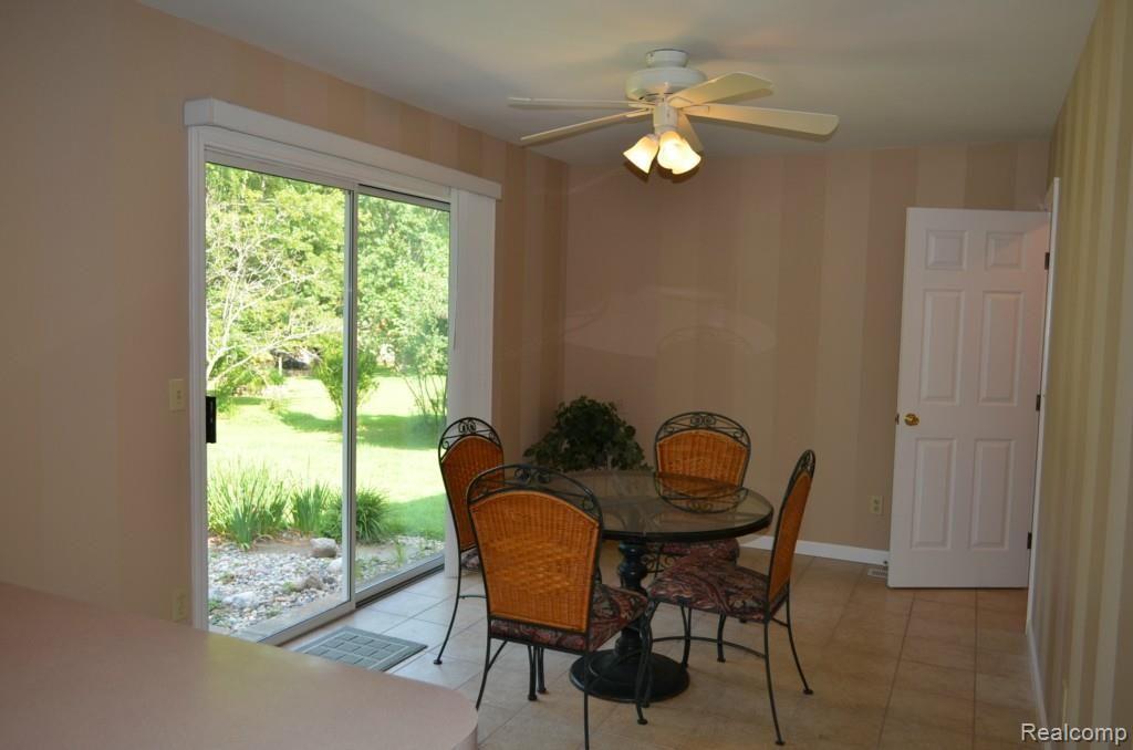15098 Eddy Lake Road Fenton, MI 48430 - Photo 9 of 84 011.jpg