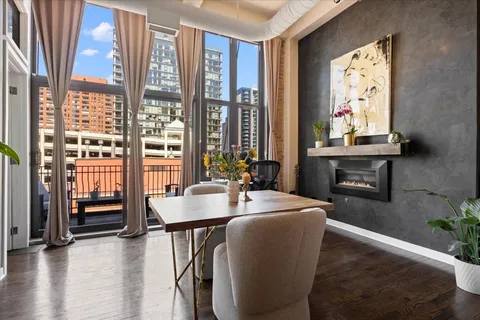 $575,000 | 333 West Hubbard Street, Unit 605, Chicago, IL 60654
