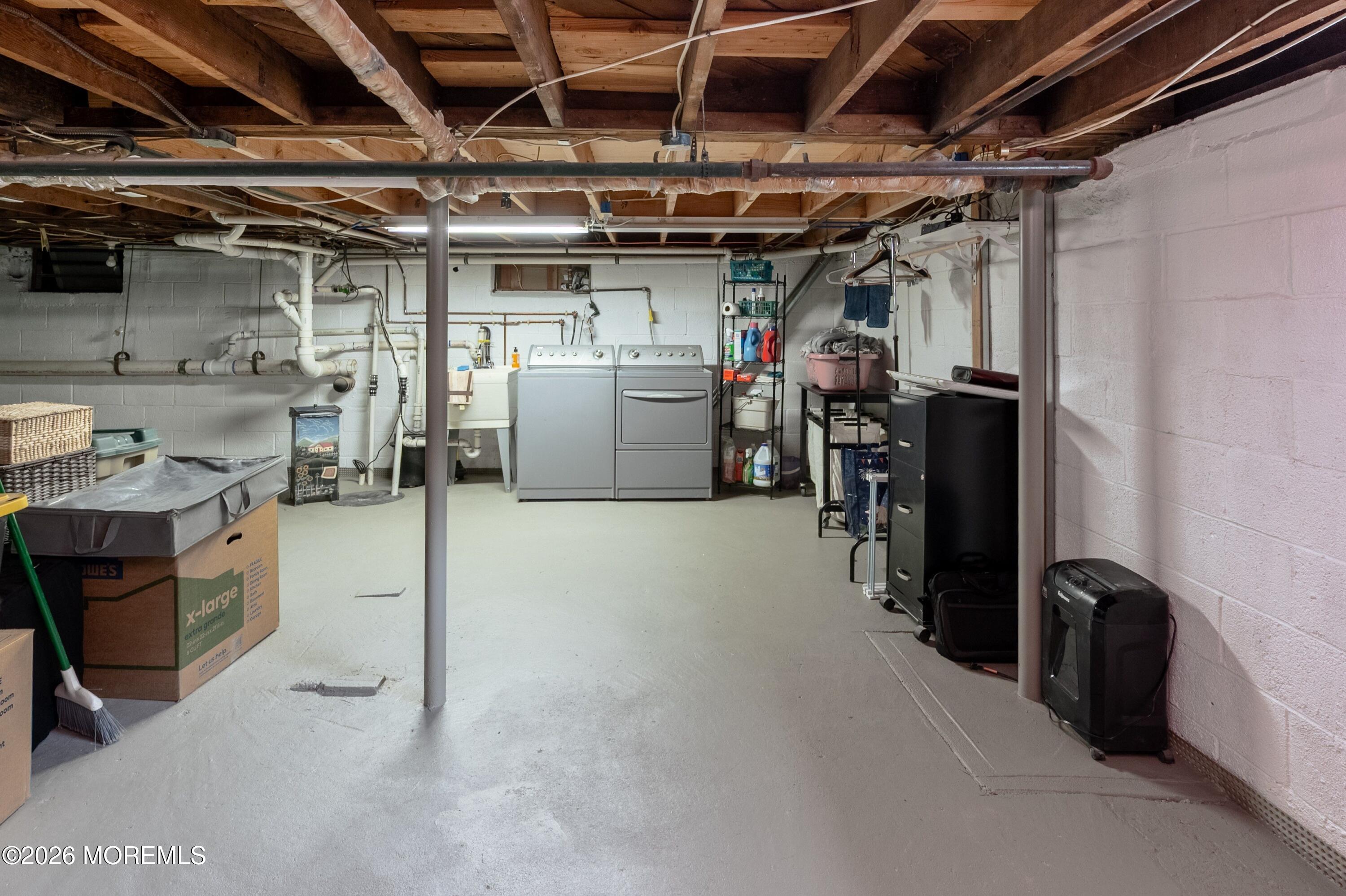 8 West Lake Road Red Bank, NJ 07701 - Photo 41 of 45 066-066-DSC 0467HDR-3733x2486