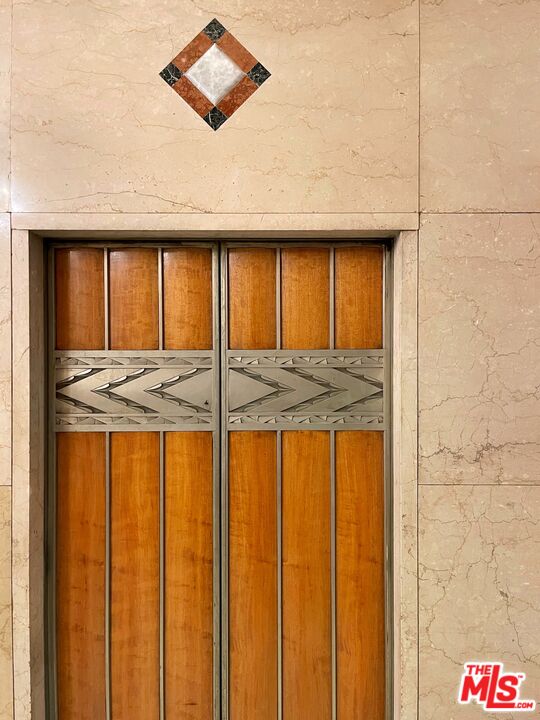 460 South Spring Street, Unit 514 Los Angeles, CA 90013 - Photo 37 of 50 a view of water heater