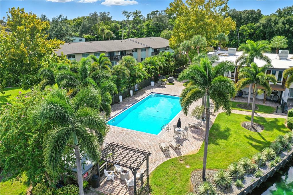 1695 Lee Road, Unit D113 Winter Park, FL 32789 - Photo 22 of 34 a view of a backyard with plants