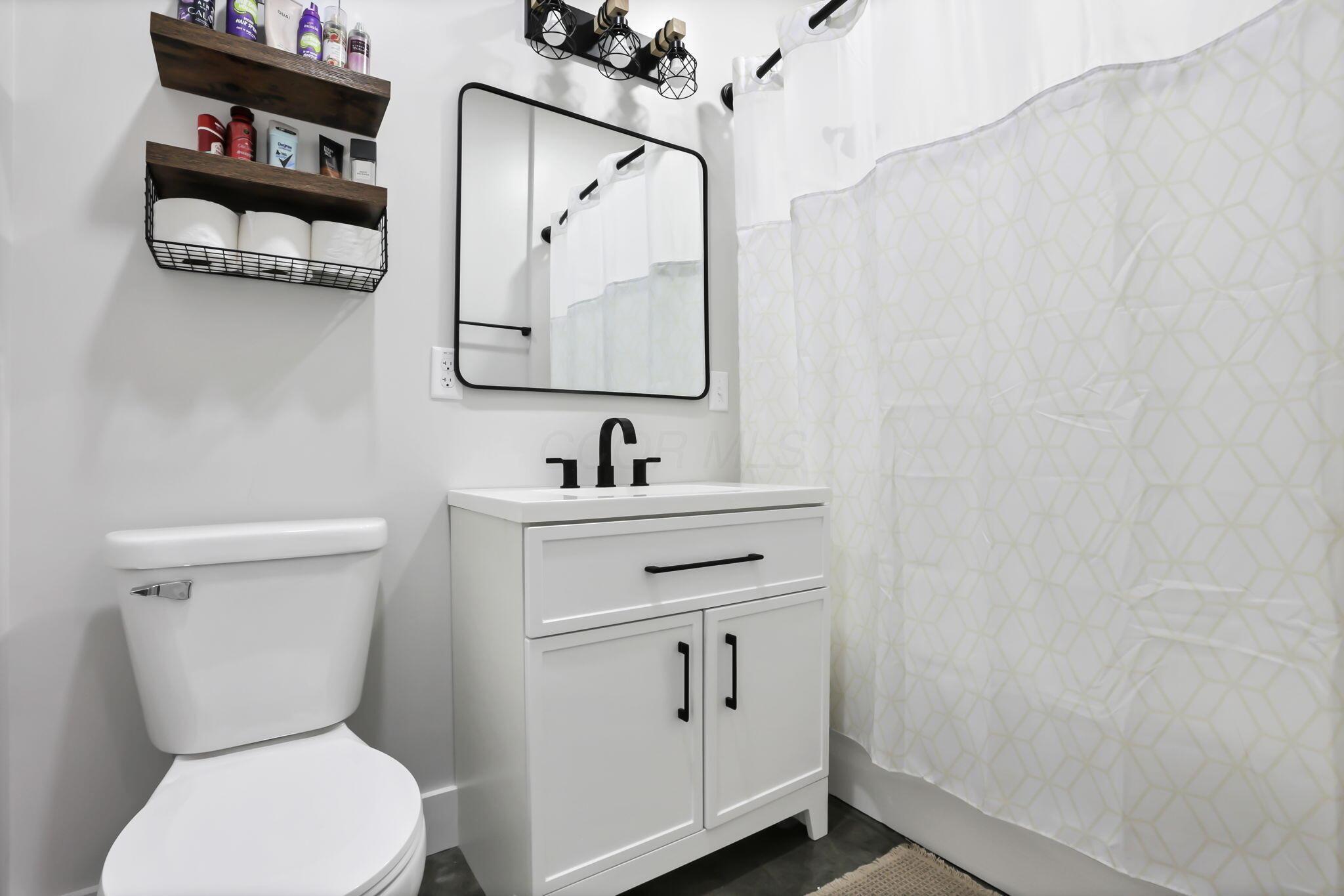 2694 Lees Road Newark, OH 43056 - Photo 15 of 21 44-web-or-mls-0D3A0573