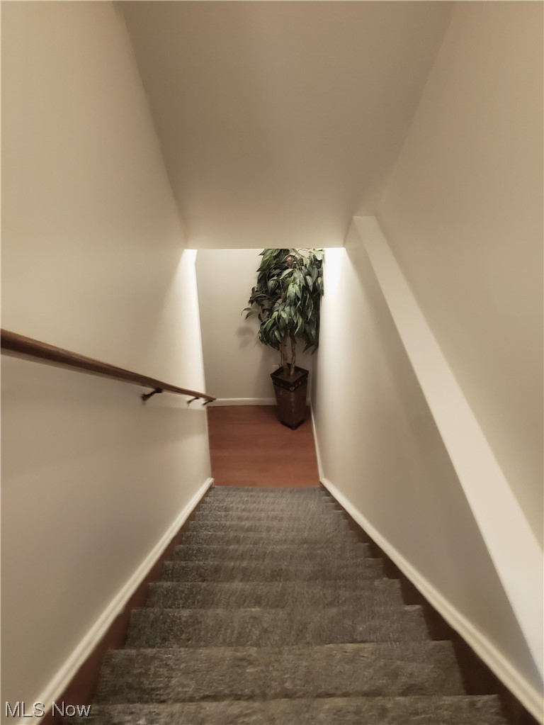 133 Matthew Drive Rittman, OH 44270 - Photo 28 of 35 Stairway to rec. room