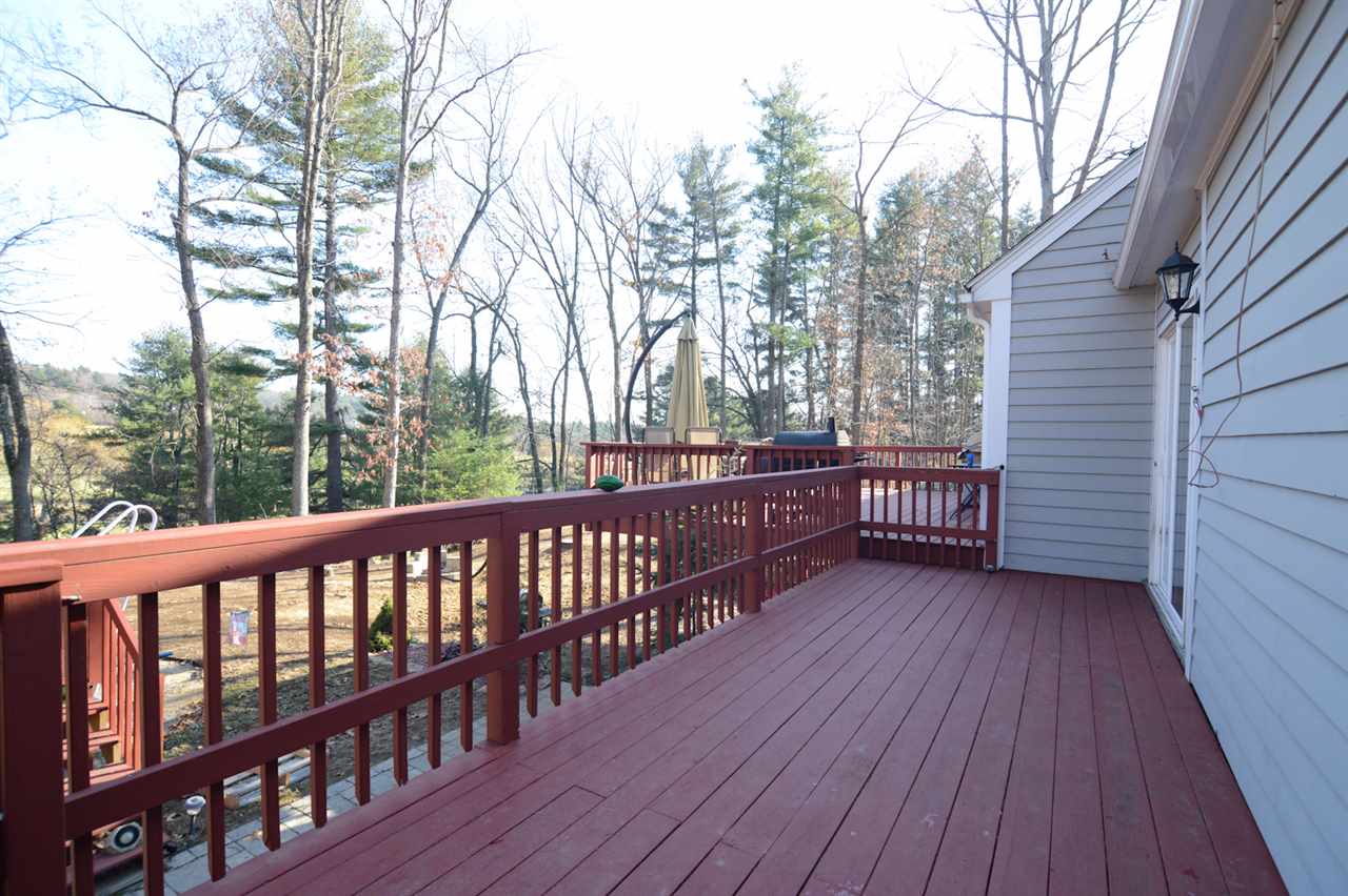 491 Woodlawn Ridge Road Pembroke, NH 03275 - Photo 22 of 27