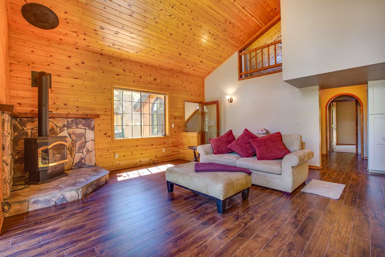 11707 Bennett Flat Road Truckee, CA 96161 - Photo 2 of 14 Gallery Image 2