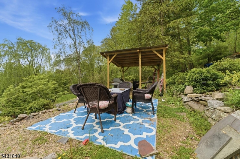 30 Hoffmans Crossing Road Califon, NJ 07830 - Photo 11 of 33