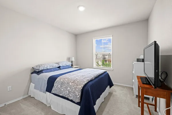 $2,000 | 416 Bella Luna Way, Liberty Hill, TX 78642