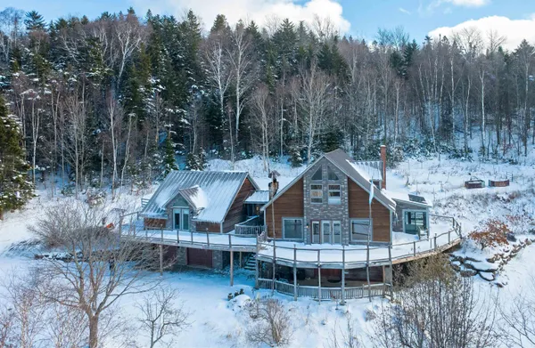 $625,000 | 433 Young Farm Road, Peacham, VT 05873