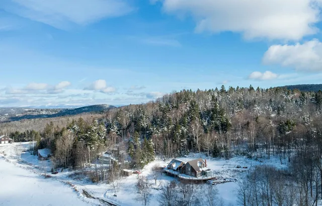 $625,000 | 433 Young Farm Road, Peacham, VT 05873