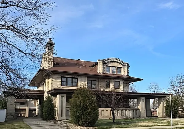 $164,900 | 836 West Stephenson Street, Freeport, IL 61032