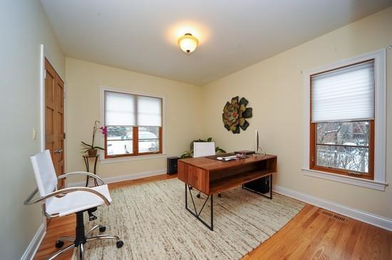 1989 Old Briar Road Highland Park, IL 60035 - Photo 13 of 25