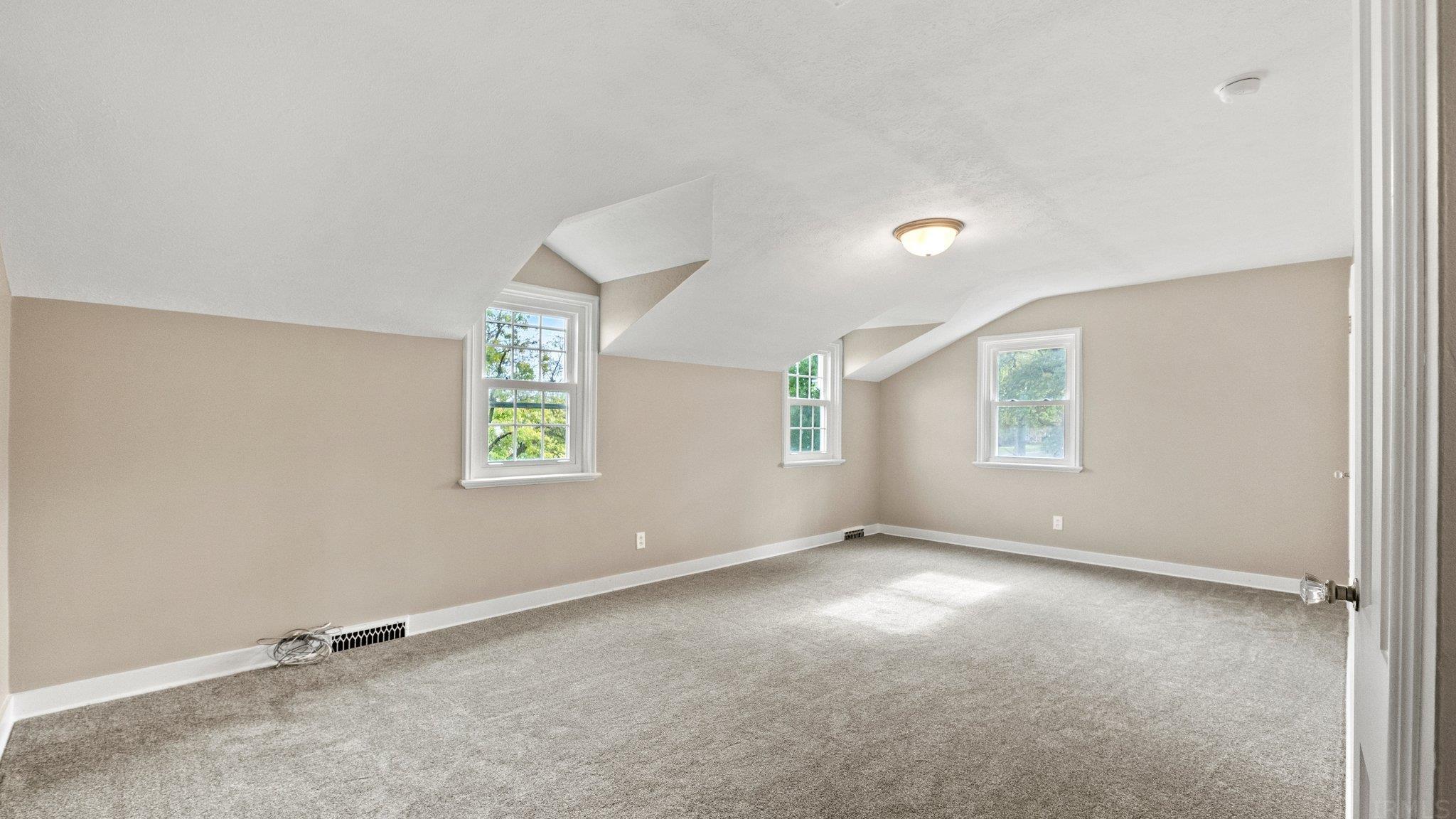 1756 Cherry Street Huntington, IN 46750 - Photo 25 of 32