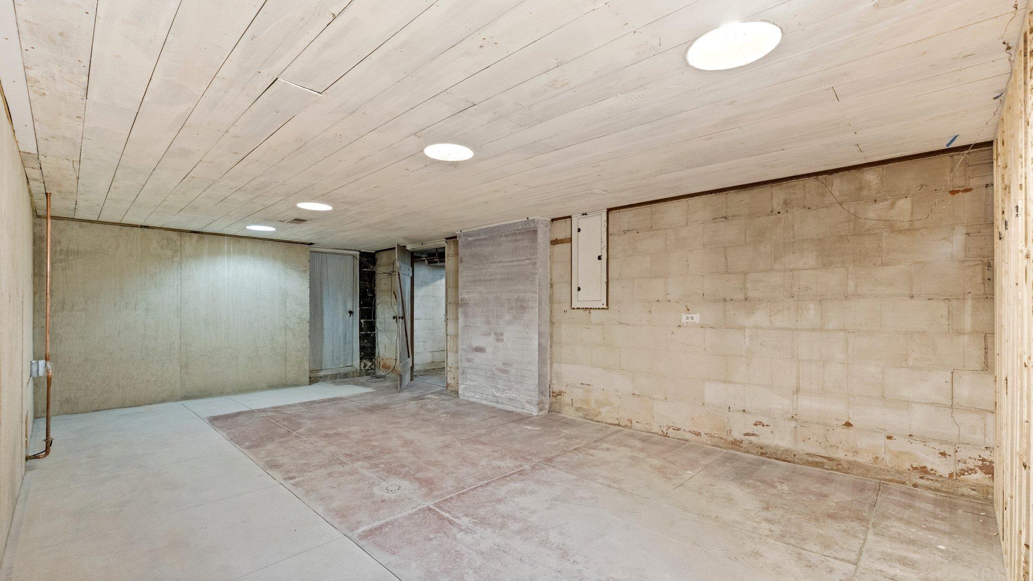 1756 Cherry Street Huntington, IN 46750 - Photo 30 of 32